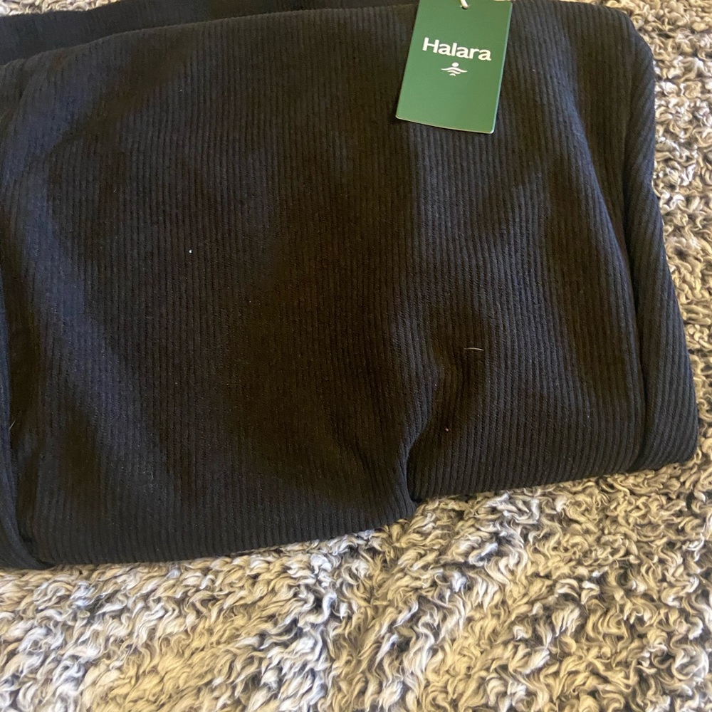 Halara Black Ribbed Active Pants